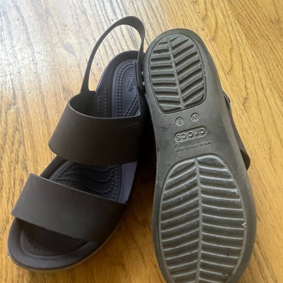 Crocs Flatform Sandal (EUC) - Picture 5 of 6